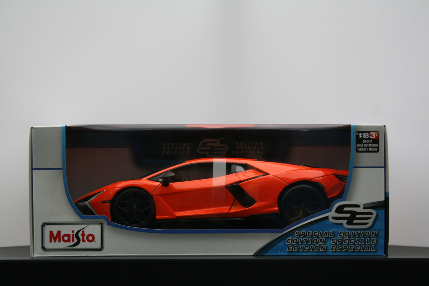 MAISTO: Lamborghini Revuelto