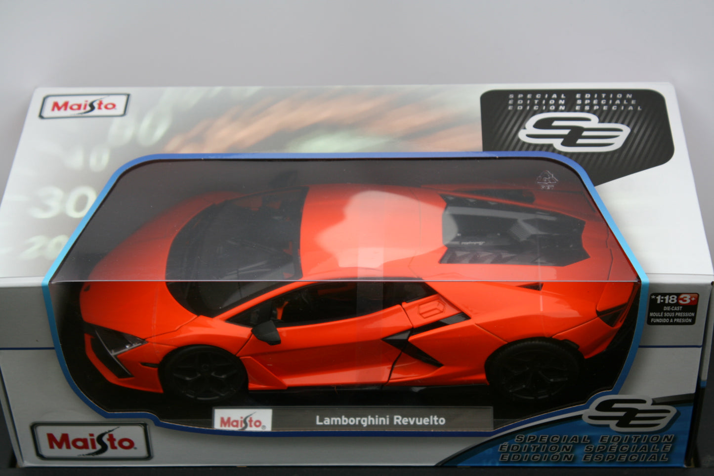 MAISTO: Lamborghini Revuelto